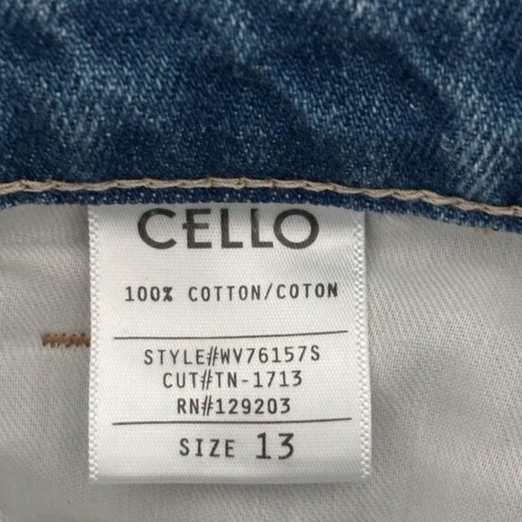 NWT Jeans 13 Cello Distressed Ripped Shredded Mom Y2K Grunge Festival Streetwear - Picture 4 of 14